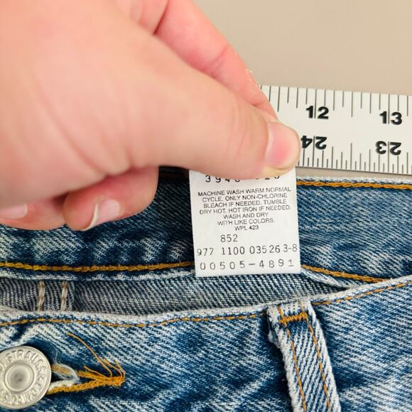 Vintage Levi’s 505 Jeans 36x30 Mens Made In USA Blue Denim Black Batwing 90’s - Picture 4 of 8